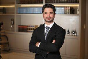 Helton Oliveira Cruz